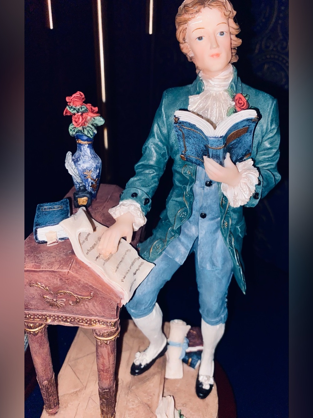 2 Vintage Montefiori Collection Figurines - Picture 6 of 8